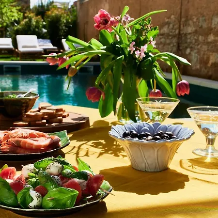 Branca - Palacete 4*