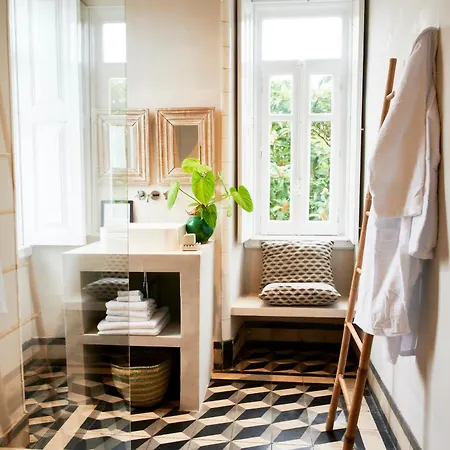 Branca - Palacete פיגואיירה דה פוז